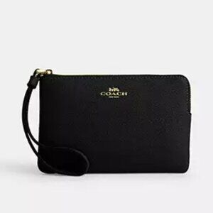 Coach Wristlet, NWT!